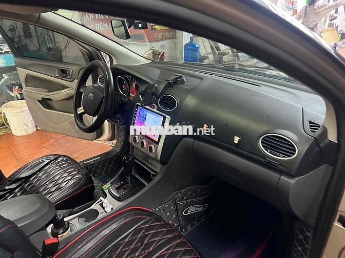 Ford Focus 2009 Tự động Bạc