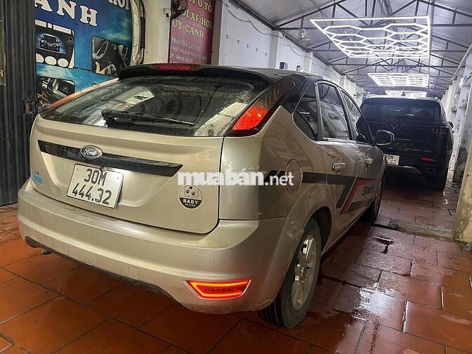 Ford Focus 2009 Tự động Bạc