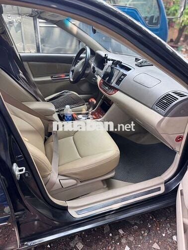 Toyota Camry 3.0 Tự động 2003 Đen 5 người