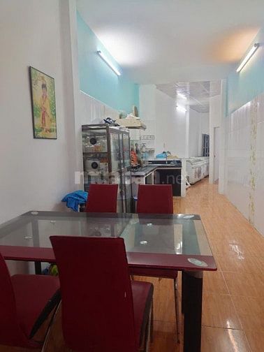 Khu vực yên ổn ko ngập nước, gần đại lộ Võ Văn Kiệt đi Sài Gòn