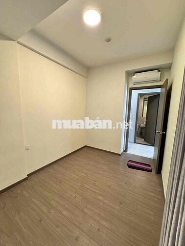 cho thuê 52 wei hồ bơi nhà trống o ngay giá 7triêu/ tháng