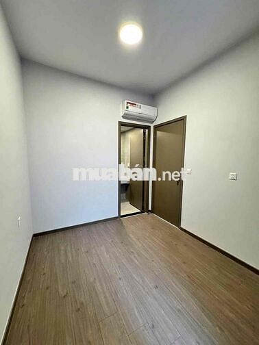 cho thuê 52 wei hồ bơi nhà trống o ngay giá 7triêu/ tháng
