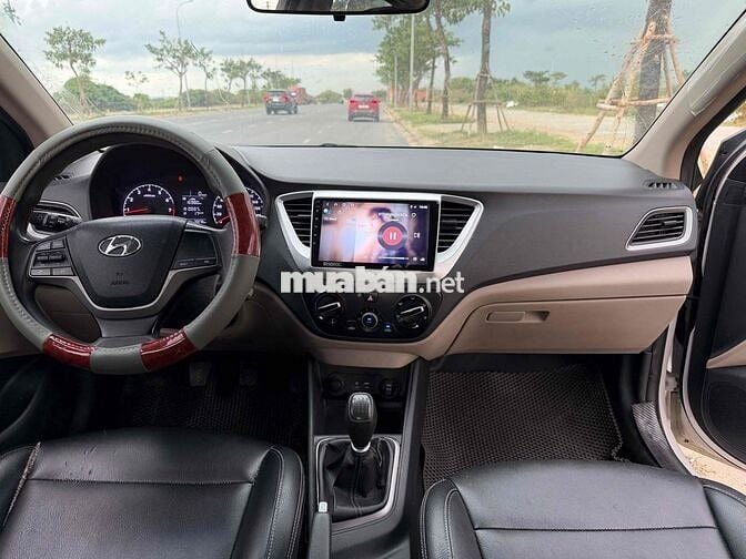 Hyundai Accent SX 2019 Số sàn Trắng