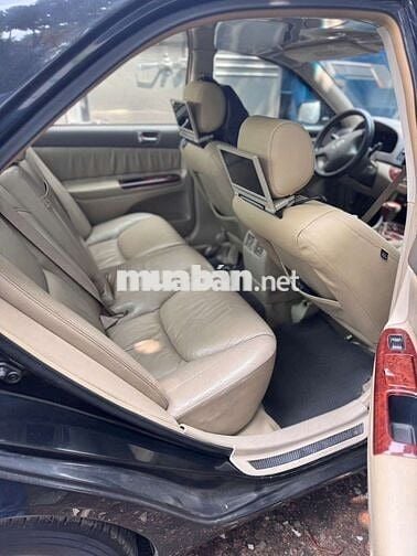 Toyota Camry 3.0 Tự động 2003 Đen 5 người