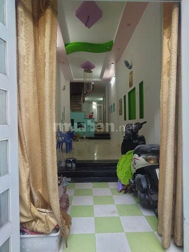 Khu vực yên ổn ko ngập nước, gần đại lộ Võ Văn Kiệt đi Sài Gòn
