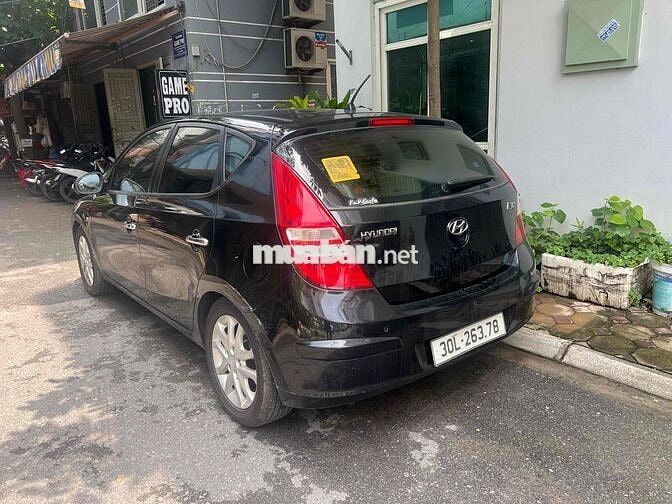 Hyundai i30 2009 Tự động Đen