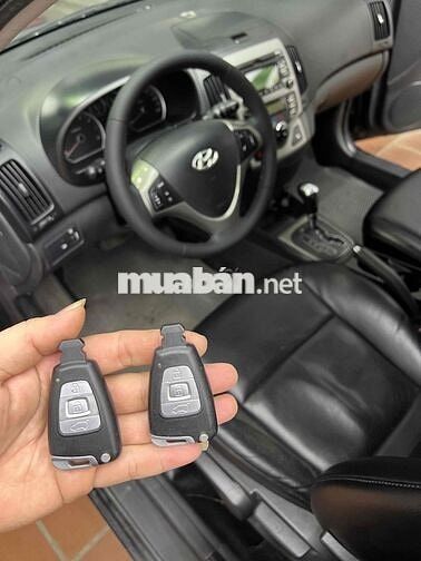 Hyundai i30 2009 Tự động Đen