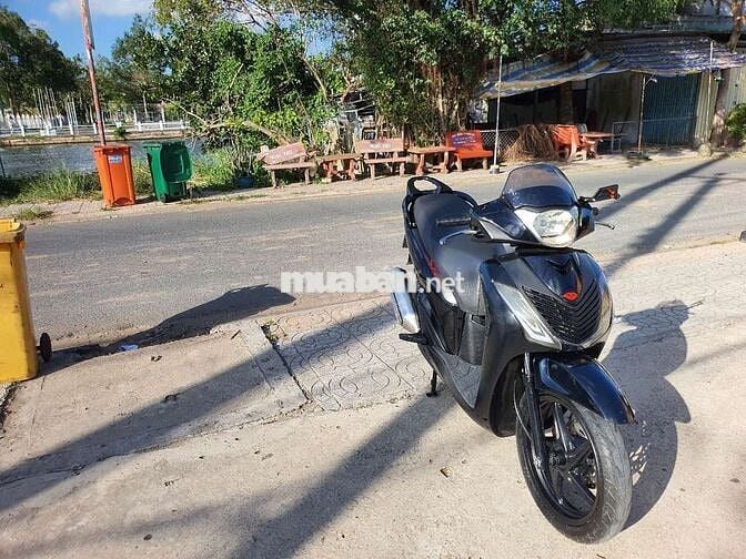 Honda SH Phong Bạc Đen