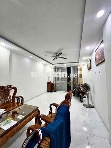 TÂN PHÚ HIẾM CÓ-RỘNG ĐẸP RẼ-BÁN NHÀ 4×14-4TẦNG-ĐƯỜNG BỜ BAO -SÁT AEON