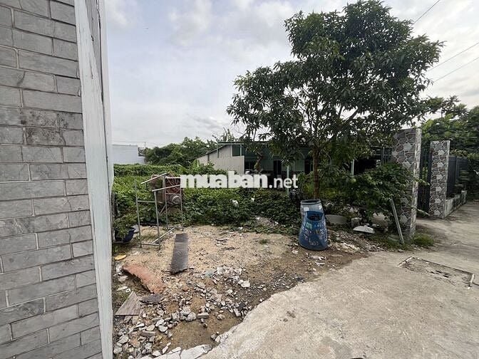 Đất Nở Hậu 109m2 gần tu viện khánh an