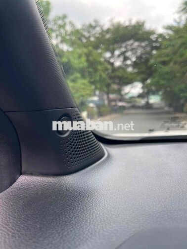 Ford Everest Platinum 2025 Trắng 16.000 km