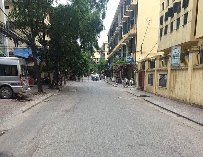Chính chủ bán nhà phân lô giáo viên ĐH Công Đoàn, ngõ ôtô