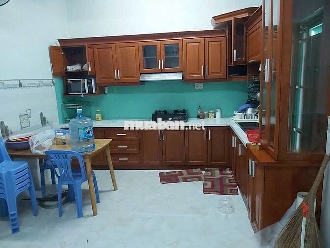 Cho thuê nhà đường Đồng Đen phường 14, quận Tân Bình (gần ngã 3)