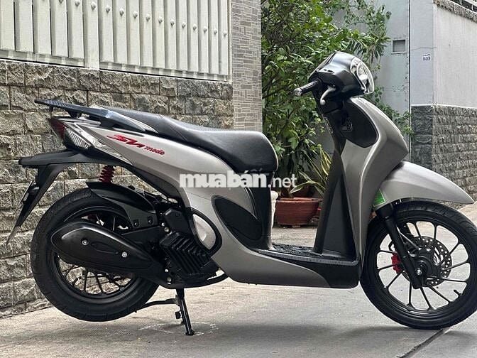 Honda SH Mode 2024 Bạc nhám 8000km