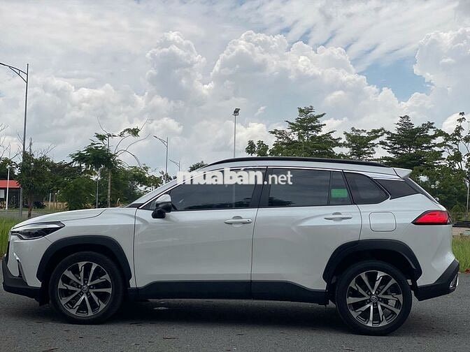 TOYOTA COROLLA CROSS 1.8V 2022