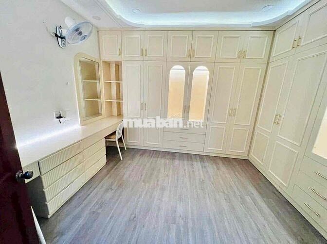 Nhà Phố 380 Phạm Văn Chiêu (4x18m) 5PN Có Nội Thất 20tr