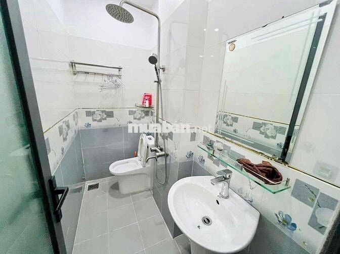 Nhà Phố 380 Phạm Văn Chiêu (4x18m) 5PN Có Nội Thất 20tr