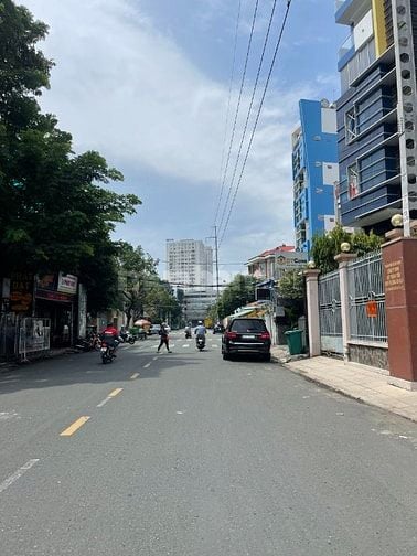 MẶT TIỀN NỘI BỘ CƯ XÁ LỮ GIA P15. Q.11