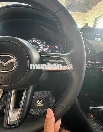 Mazda Mazda 3 Luxury Trắng Xăng