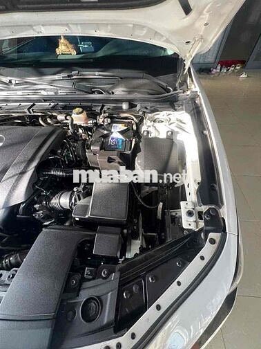 Mazda Mazda 3 Luxury Trắng Xăng