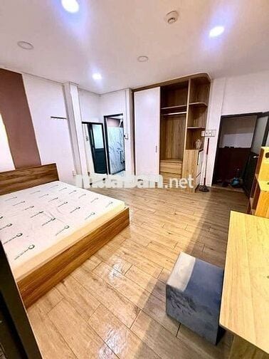 Cho thuê phòng ngủ tách bếp đầy đủ nội thất