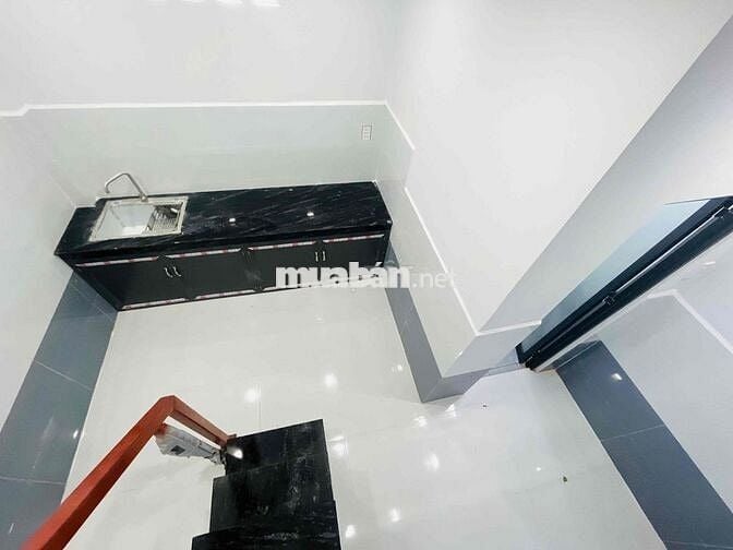 Nhà sổ chung_lầu trệt_ 36m2 Thổ cư 100%_ngay trường cấp 1,2 Đông Hoà