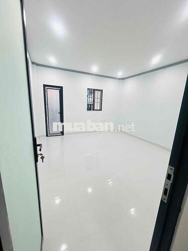 Nhà sổ chung_lầu trệt_ 36m2 Thổ cư 100%_ngay trường cấp 1,2 Đông Hoà