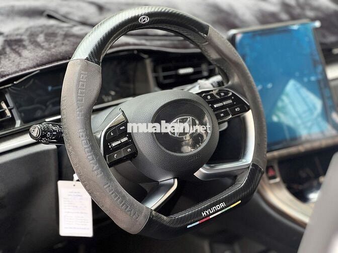 Hyundai Custin 2023 1.5 tiêu chuẩn Trắng chuẩn 8v