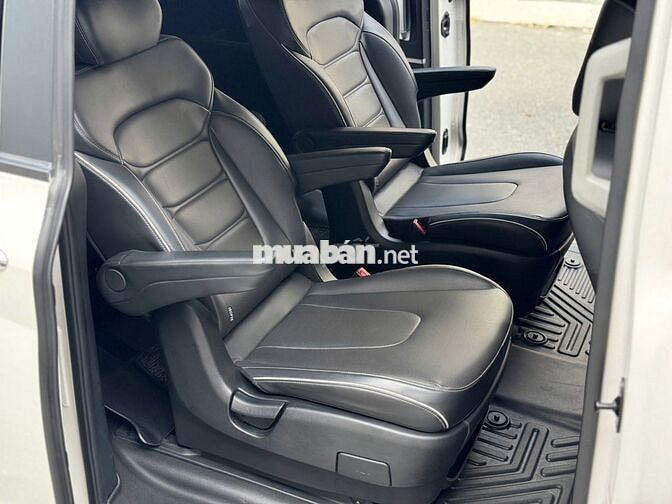 Hyundai Custin 2023 1.5 tiêu chuẩn Trắng chuẩn 8v