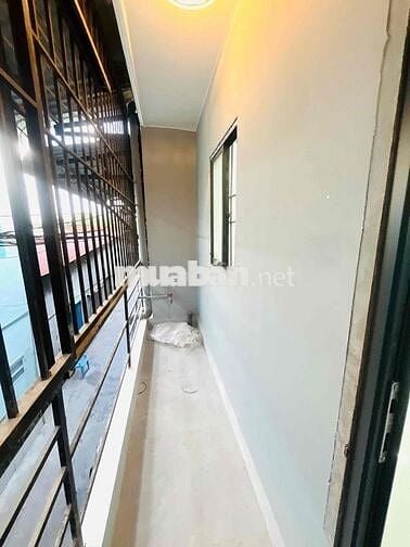 Nhà sổ chung_lầu trệt_ 36m2 Thổ cư 100%_ngay trường cấp 1,2 Đông Hoà