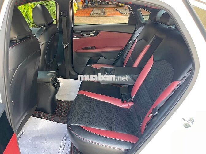 Kia Cerato 2.0AT Premium 2019 Trắng Tự động