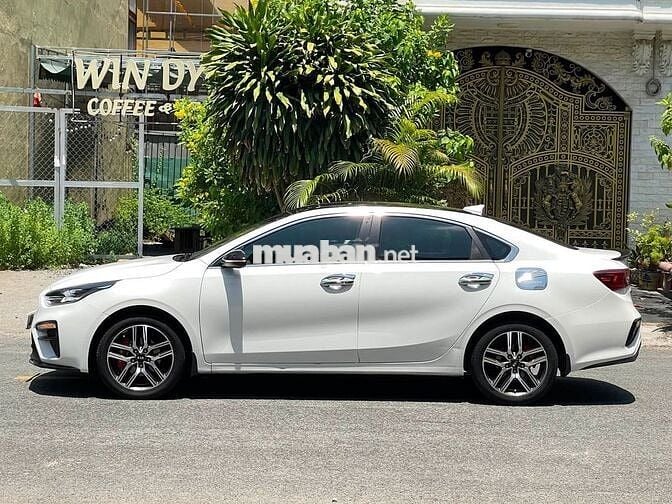 Kia Cerato 2.0AT Premium 2019 Trắng Tự động