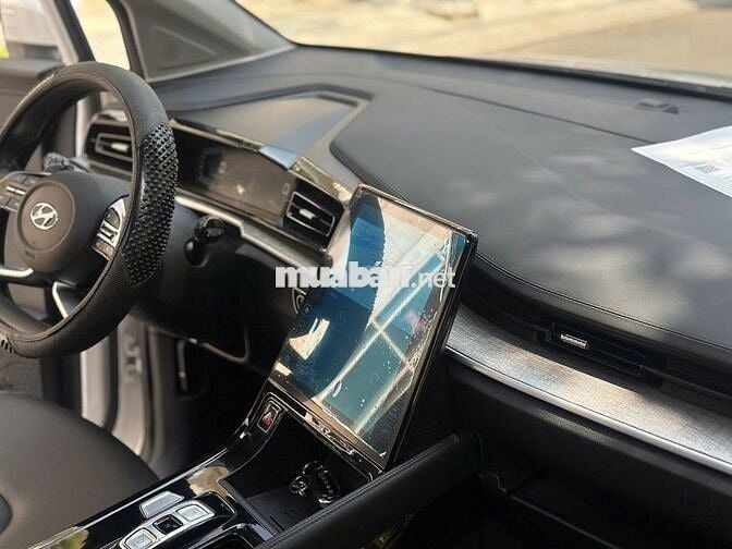 Hyundai Custin 1.5 Cao Cấp 2025 Trắng 20.000 km