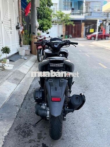 Yamaha NVX 2017 155cc Đen bạc
