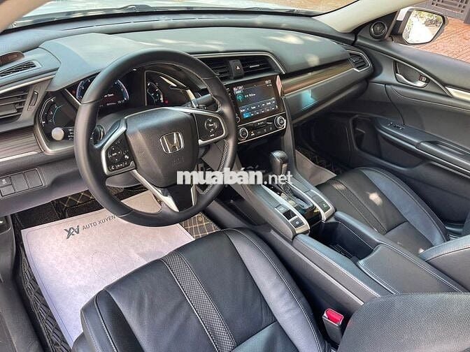 Honda Civic G 1.8AT 2020 Trắng Tự động