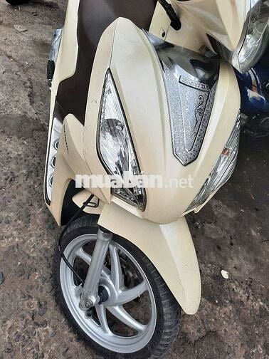 Honda Vision 2017 Vàng nâu