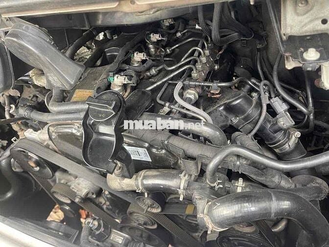 Ford Transit 2016 16 chỗ Vàng cát