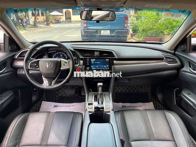Honda Civic G 1.8AT 2020 Trắng Tự động