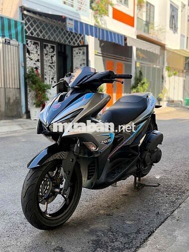 Yamaha NVX 2017 155cc Đen bạc