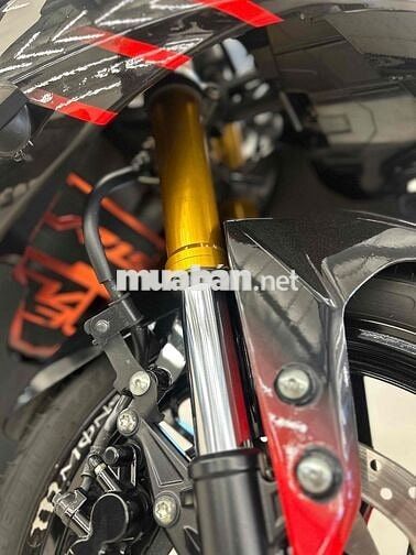 Yamaha R15 V3 2019 Đen, Đỏ 28.324 km