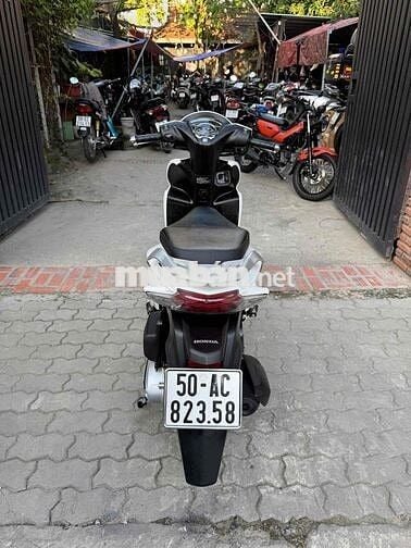 Honda Vision 2025 Trắng 3500 km