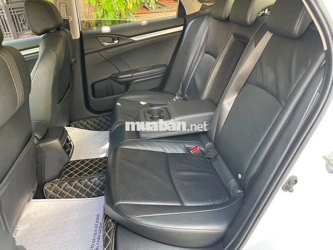 Honda Civic G 1.8AT 2020 Trắng Tự động
