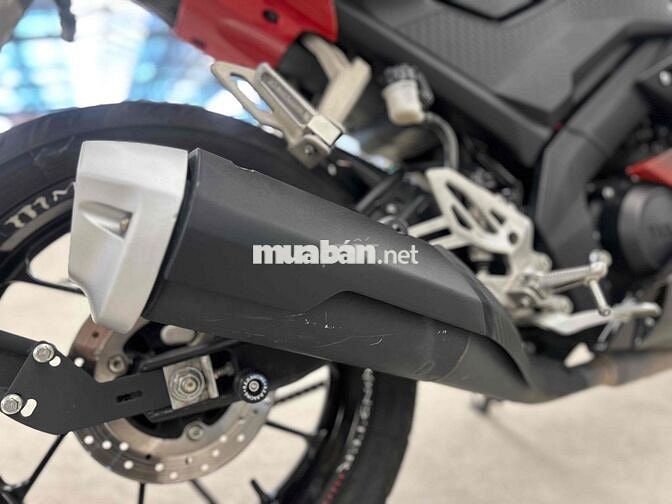 Yamaha R15 V3 2019 Đen, Đỏ 28.324 km