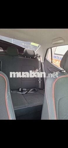 Hyundai i10 AT 2021 Trắng 12.000 km