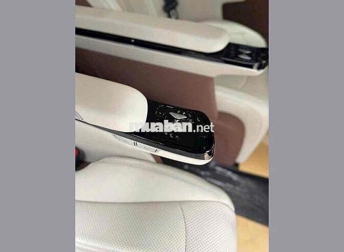 BYD M9 Premium MPV Plug-in Hybrid 7 chỗ Trắng
