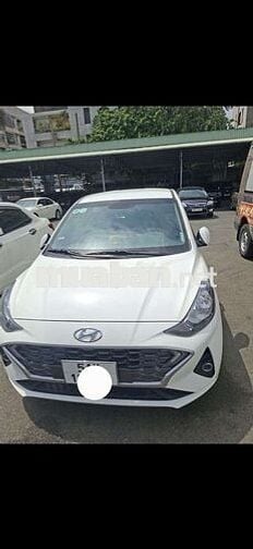 Hyundai i10 AT 2021 Trắng 12.000 km