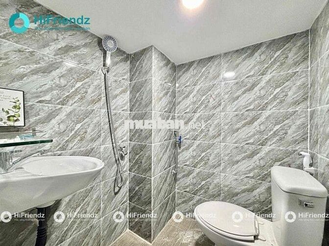 TRỐNG SẴN PHÒNG GÁC CAO - CỬA SỔ TRỜI - NGAY ĐẦM SEN - GẦN ĐH VHU