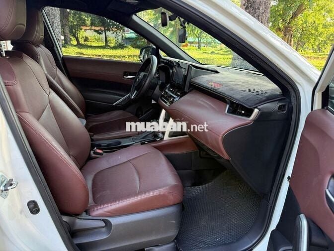 Toyota Corolla Cross 2022 Trắng 2v9 siêu đẹp