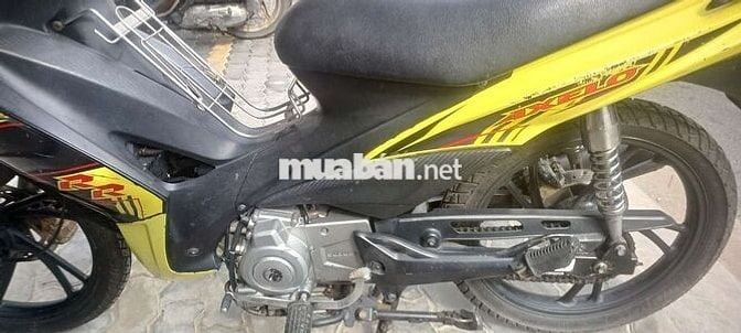 Suzuki Axelo 2013 Vàng đen