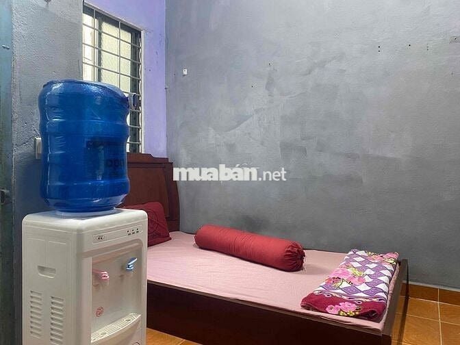 phòng lầu 1,có ban công,giờ giấc tự do,cửa vân tay, đường kinh Dương V